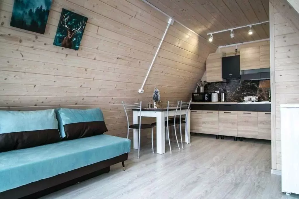 Комната Карачаево-Черкесия, Зеленчукский район, с. Нижняя Ермоловка ... - Фото 2