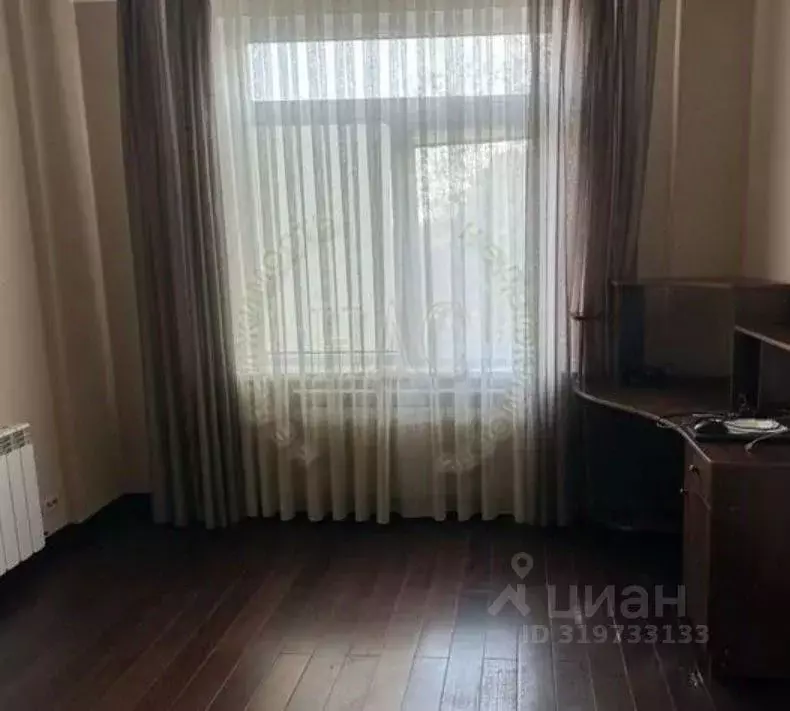 3-к кв. Курская область, Курск Дружининская ул., 35 (100.0 м) - Фото 1