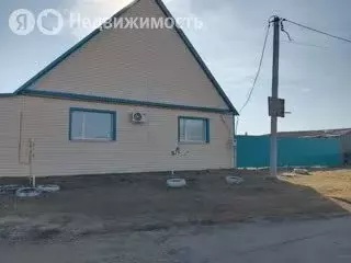 Дом в село Новолыбаево, улица Мира (104 м) - Фото 2