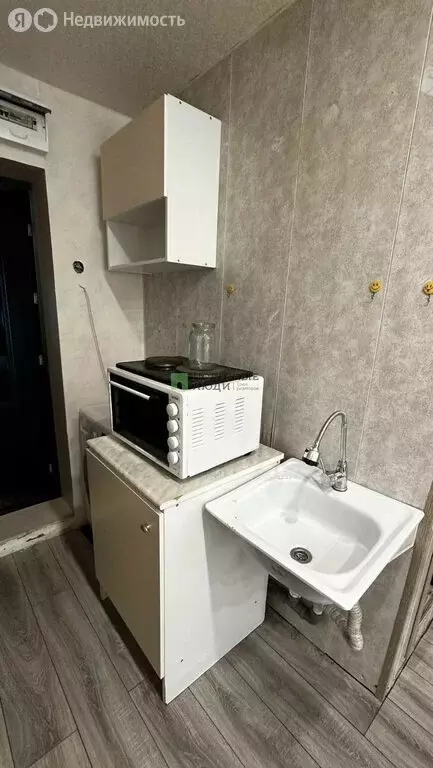 Квартира-студия: Красноярск, микрорайон Зелёная Роща, Джамбульская ... - Фото 2