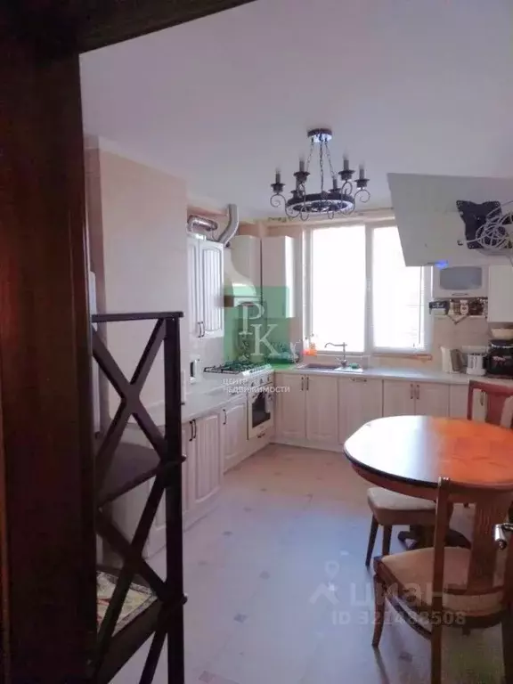 3-к кв. Севастополь ул. Челнокова, 17к1 (86.9 м) - Фото 1