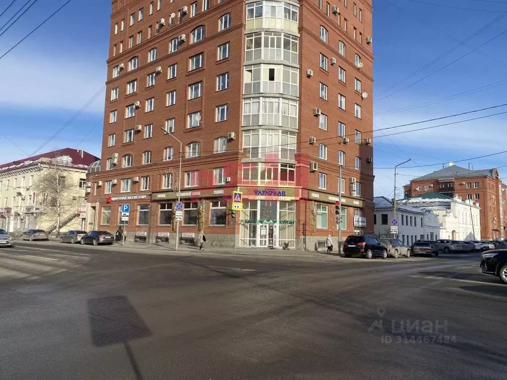 Торговая площадь в Курганская область, Курган ул. Ленина, 6 (44 м) - Фото 0