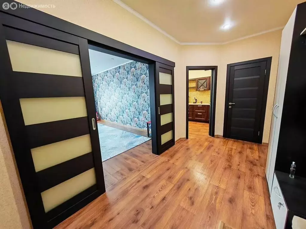 2-комнатная квартира: Тюмень, Широтная улица, 169 (63.9 м) - Фото 1