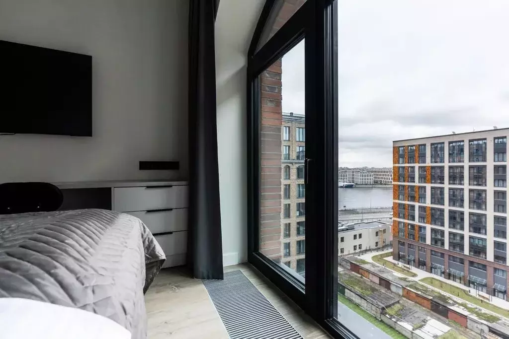 Студия Санкт-Петербург наб. Макарова, 58 (24.0 м) - Фото 1