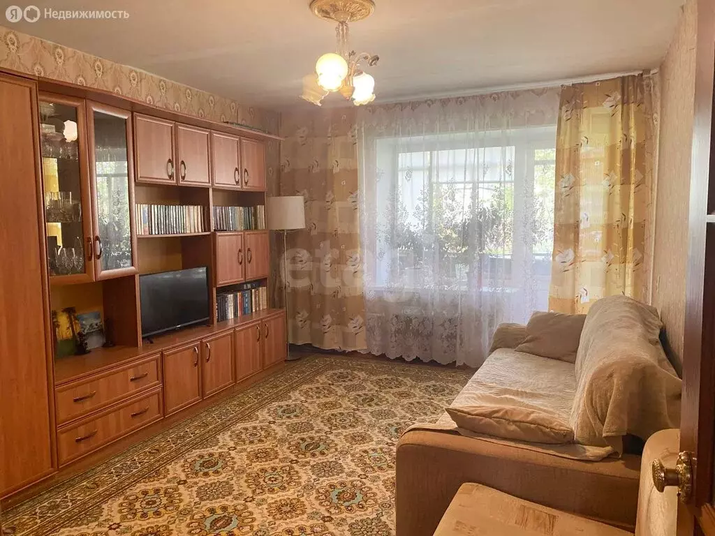 2-комнатная квартира: Миасс, проспект Октября, 57 (47 м) - Фото 1