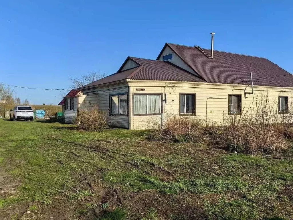 Дом в Алтайский край, Алтайский район, с. Старобелокуриха Березовый ... - Фото 1