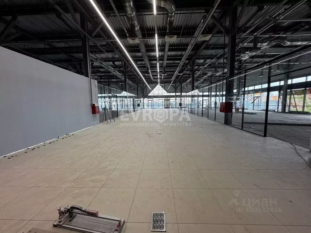 Торговая площадь в Ульяновская область, Ульяновск ул. Крефельдская, ... - Фото 0