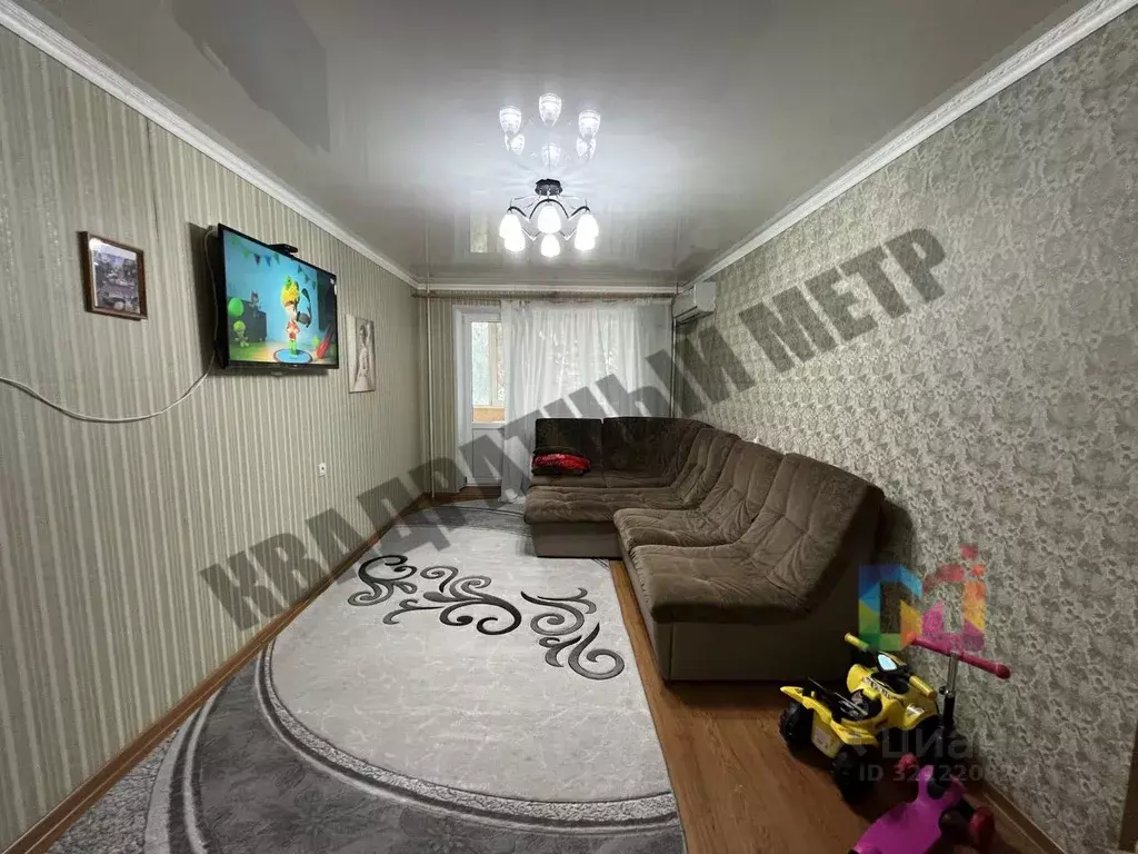 3-к кв. Калмыкия, Элиста 7-й мкр, 2к2 (72.5 м) - Фото 0