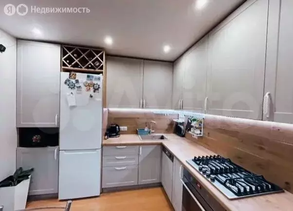 2-комнатная квартира: Ухта, улица Машиностроителей, 5 (50.6 м) - Фото 0