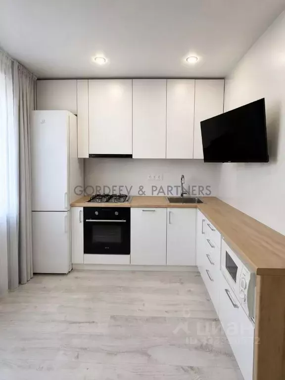 1-к кв. Татарстан, Казань ул. Голубятникова, 19а (33.0 м) - Фото 1