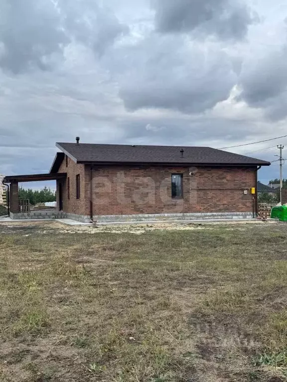 Дом в Белгородская область, Старооскольский городской округ, с. Котово ... - Фото 1