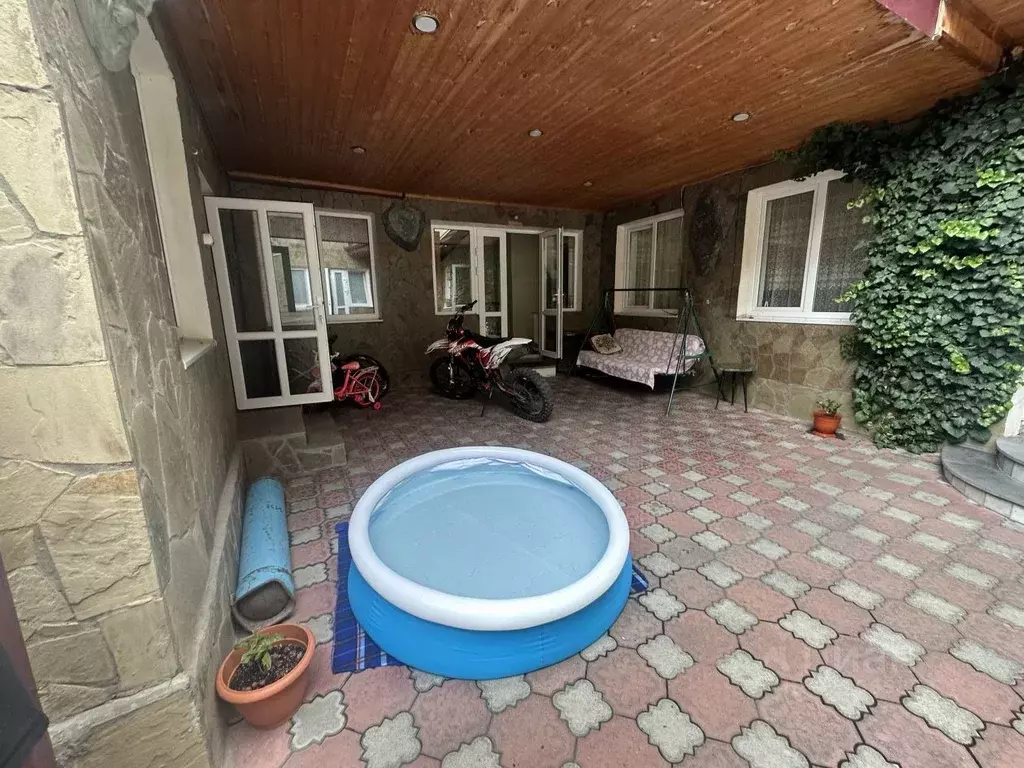 Дом в Северная Осетия, Владикавказ ул. Чермена Баева, 14А (200 м) - Фото 1