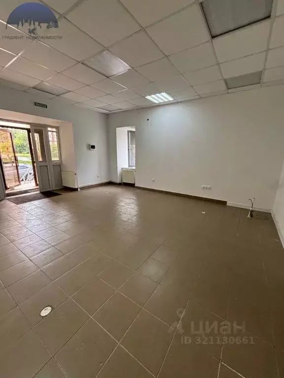 Помещение свободного назначения в Татарстан, Казань ул. Лукина, 54 (77 ... - Фото 2