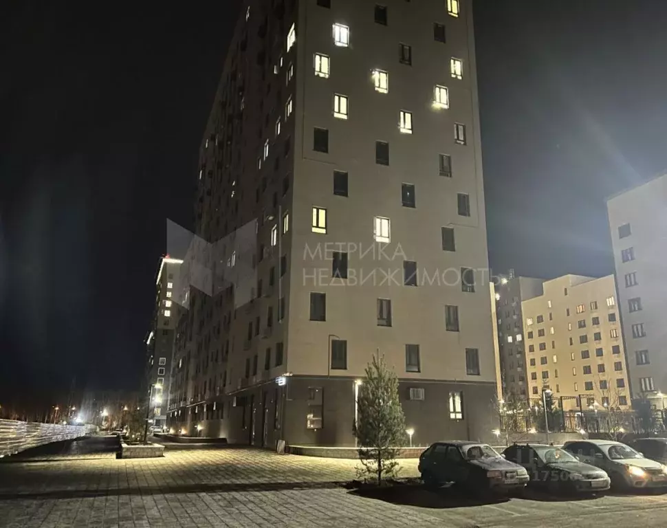 1-к кв. Тюменская область, Тюмень ул. Республики, 204к12 (38.2 м) - Фото 0