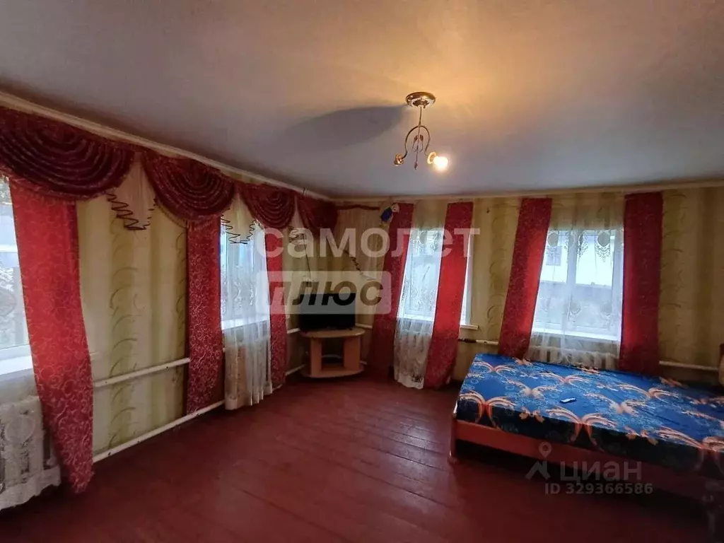 Дом в Курская область, Тим рп ул. Легостаева (50 м) - Фото 1