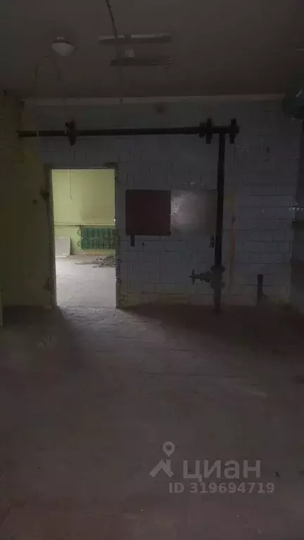 Помещение свободного назначения в Московская область, Высоковск Клин ... - Фото 0