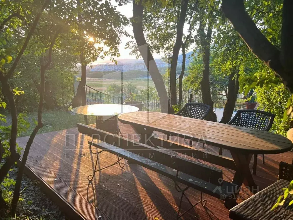 Дом в Краснодарский край, Геленджик ул. Калистратова, 28 (296 м) - Фото 0