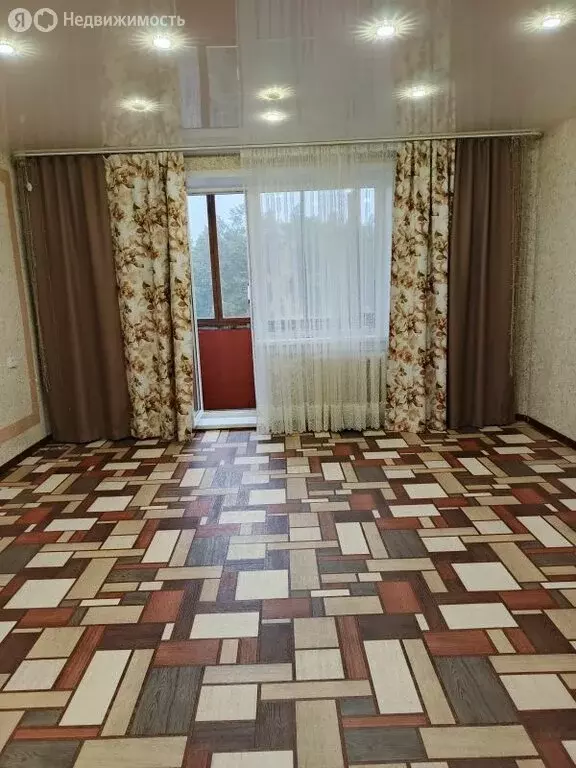 3-комнатная квартира: Усть-Илимск, улица 40 лет Победы, 5 (65.5 м) - Фото 1