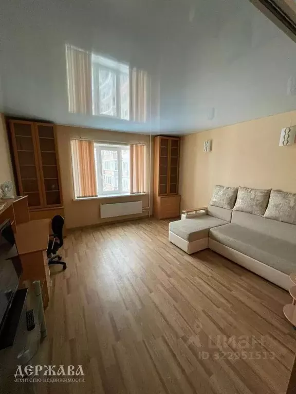 1-к кв. Белгородская область, Старый Оскол Зеленый Лог мкр, 6 (40.0 м) - Фото 2