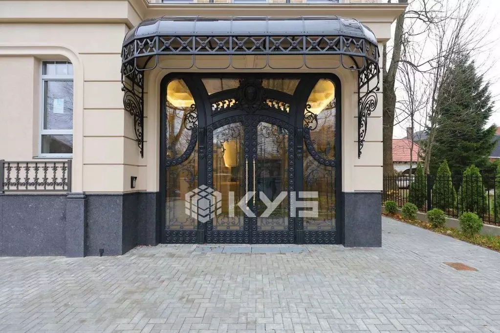 3-к кв. Калининградская область, Калининград ул. Энгельса, 18 (112.8 ... - Фото 1