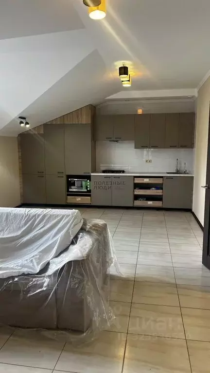 3-к кв. Севастополь ул. Степаняна, 10А (100.0 м) - Фото 2