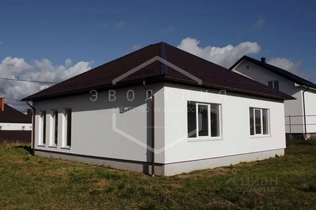 Дом в Калининградская область, Гурьевский муниципальный округ, пос. ... - Фото 1