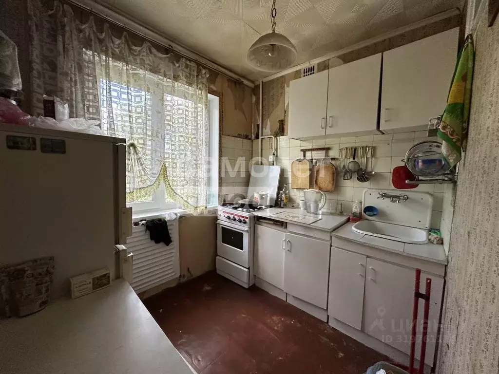 2-к кв. Омская область, Омск ул. Декабристов, 143 (45.1 м) - Фото 0