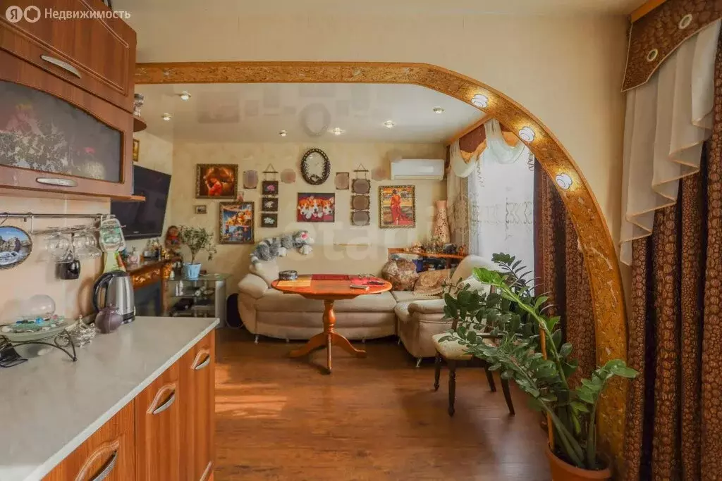 3-комнатная квартира: Ангарск, микрорайон Китой, Советская улица, 6 ... - Фото 2