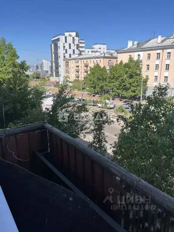 4-к кв. Бурятия, Улан-Удэ просп. 50-летия Октября, 4 (63.9 м) - Фото 0