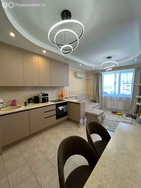 2-комнатная квартира: Тюмень, Харьковская улица, 59/4 (88.8 м) - Фото 2