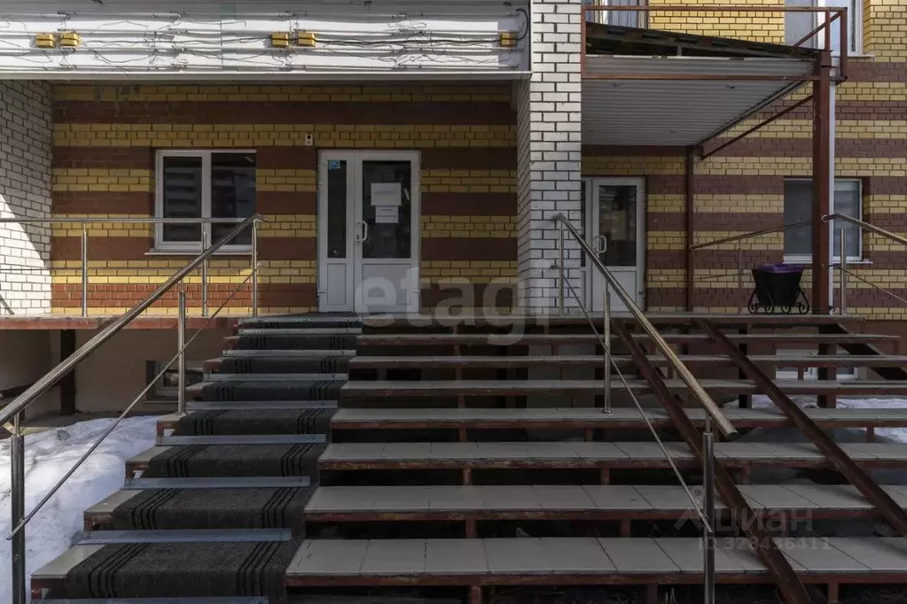 Торговая площадь в Тюменская область, Тюмень ул. Прокопия Артамонова, ... - Фото 1