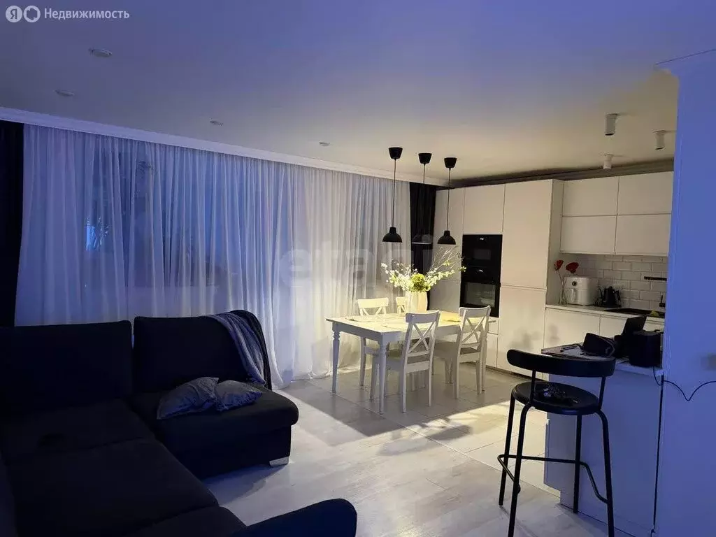 3-комнатная квартира: Тутаев, проспект 50-летия Победы, 11 (80.7 м) - Фото 1