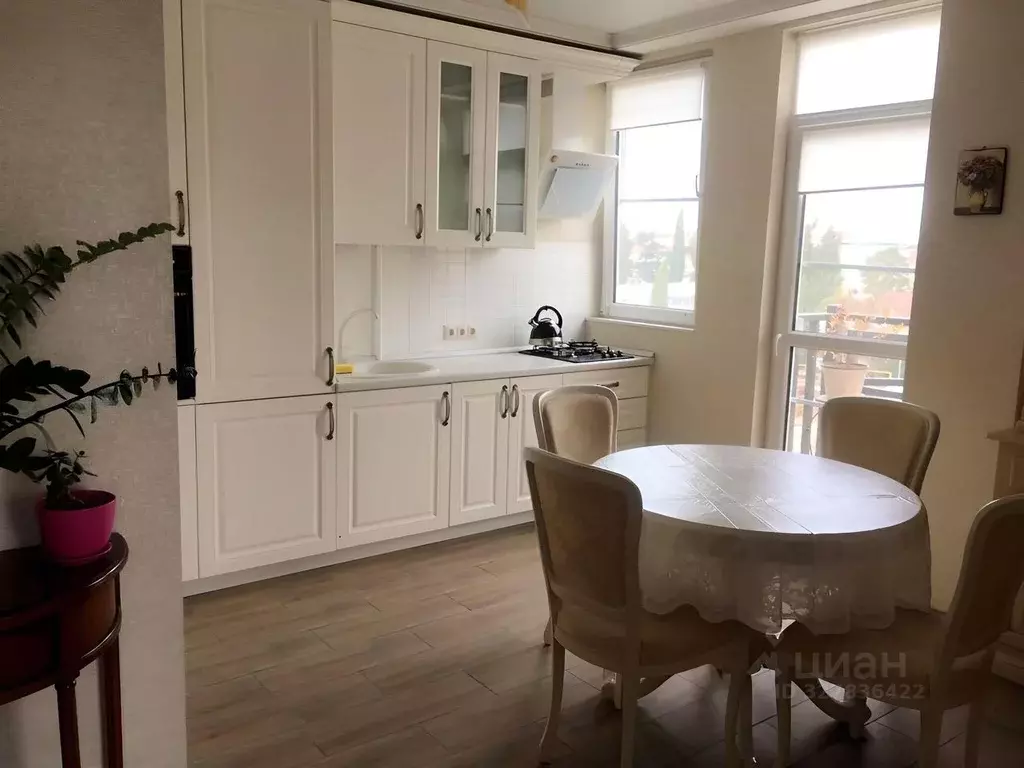 2-к кв. Краснодарский край, Сочи ул. Старонасыпная, 23 (54.0 м) - Фото 1