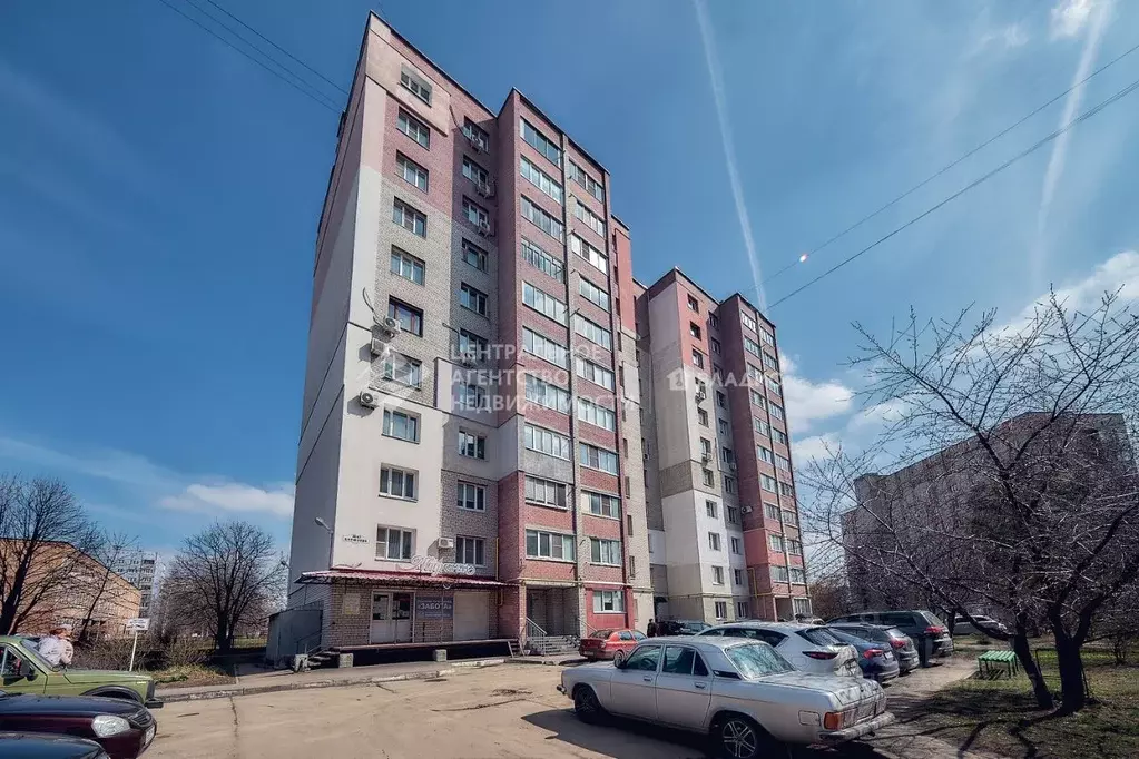 2-к кв. Рязанская область, Рязань ул. Бирюзова, 26к1 (71.1 м) - Фото 1