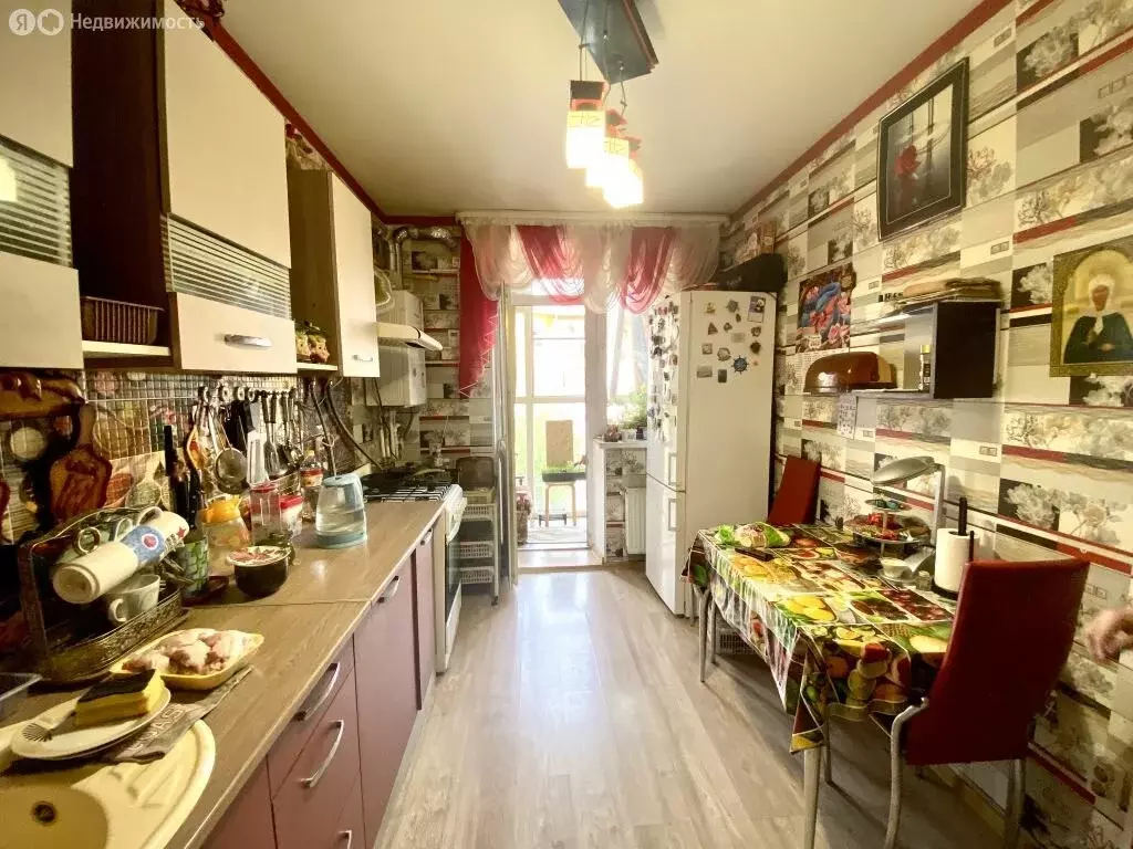 1-комнатная квартира: Михайловск, улица Владислава Листьева, 7 (35 м) - Фото 0