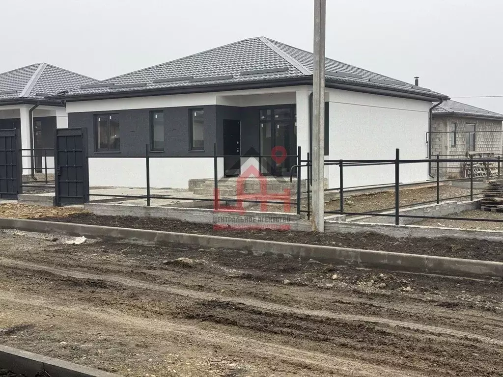 Дом в Ставропольский край, Ессентуки ул. Грушевая (128 м) - Фото 1