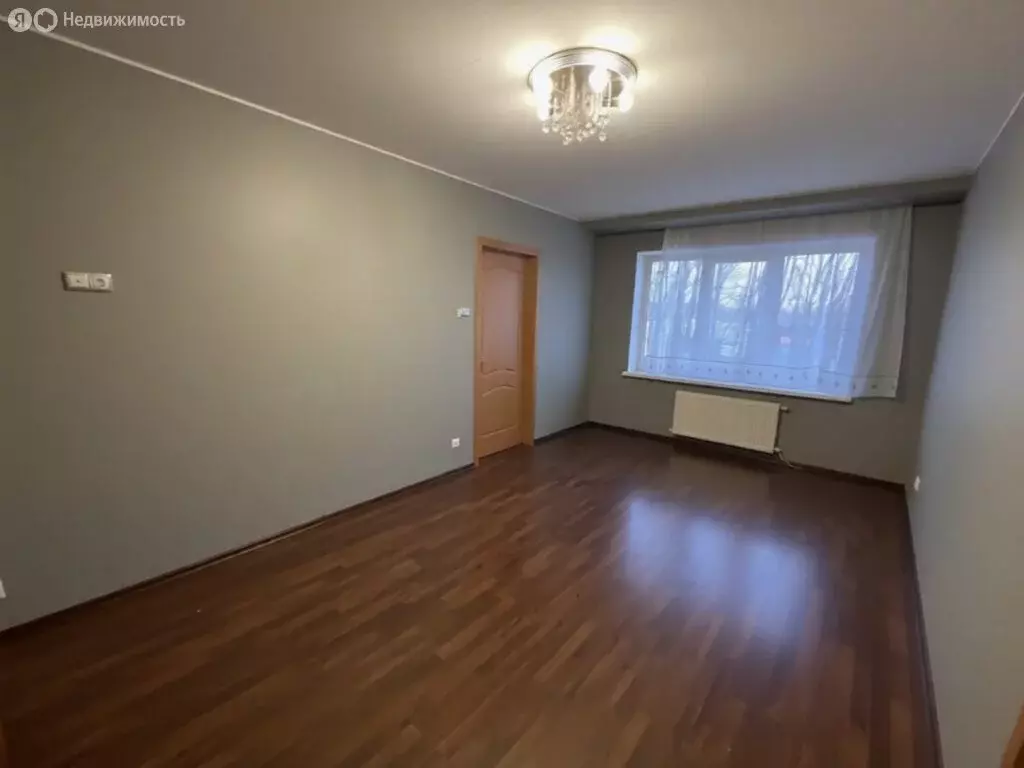 2-комнатная квартира: Мурманск, улица Алексея Хлобыстова, 37 (42.9 м) - Фото 2