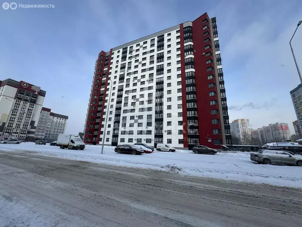 3-комнатная квартира: Брянск, улица имени О.Н. Строкина, 8 (87.4 м) - Фото 1