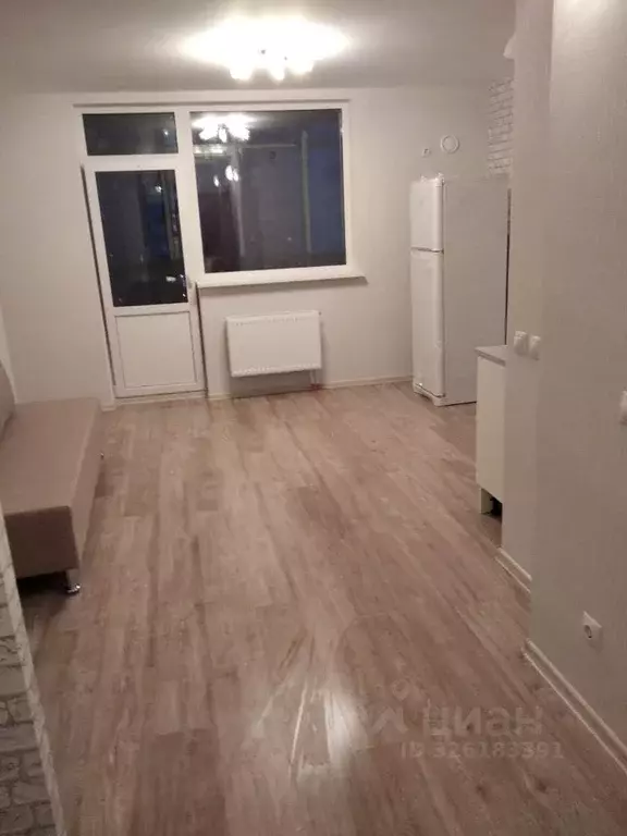 Студия Свердловская область, Екатеринбург ул. Рощинская, 26 (25.0 м) - Фото 2