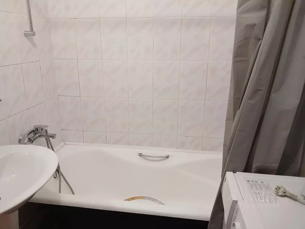 1-к кв. Новосибирская область, Новосибирск ул. В. Высоцкого, 42 (36.0 ... - Фото 2