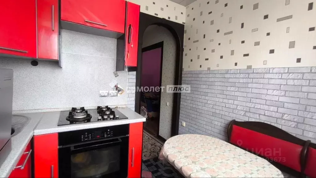 2-к кв. Московская область, Павловский Посад ул. Выставкина, 2/2 (46.3 ... - Фото 2