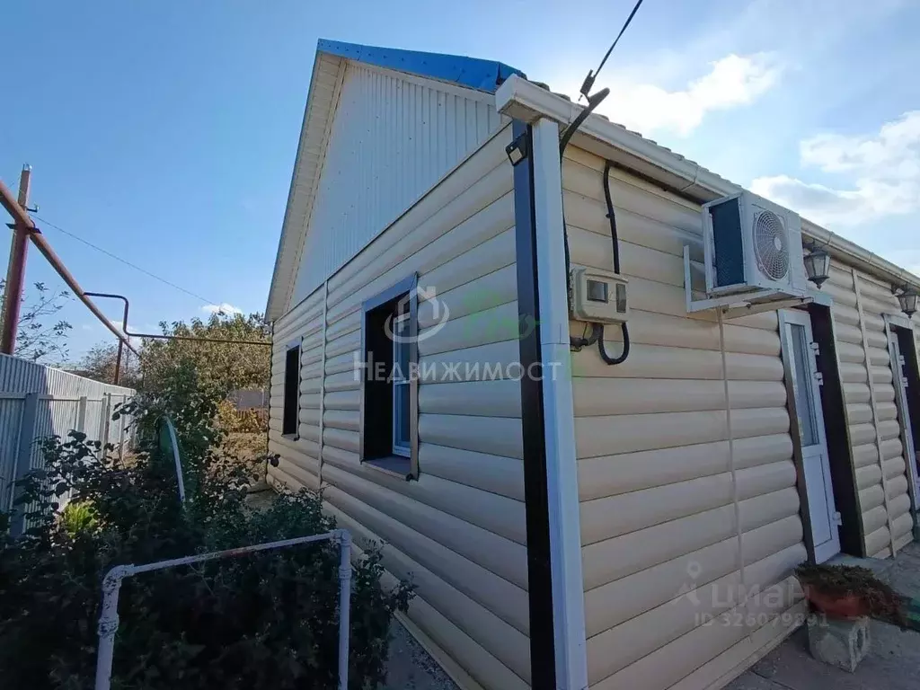 Дом в Краснодарский край, Ейский район, Должанская ст-ца ул. Ленина ... - Фото 1