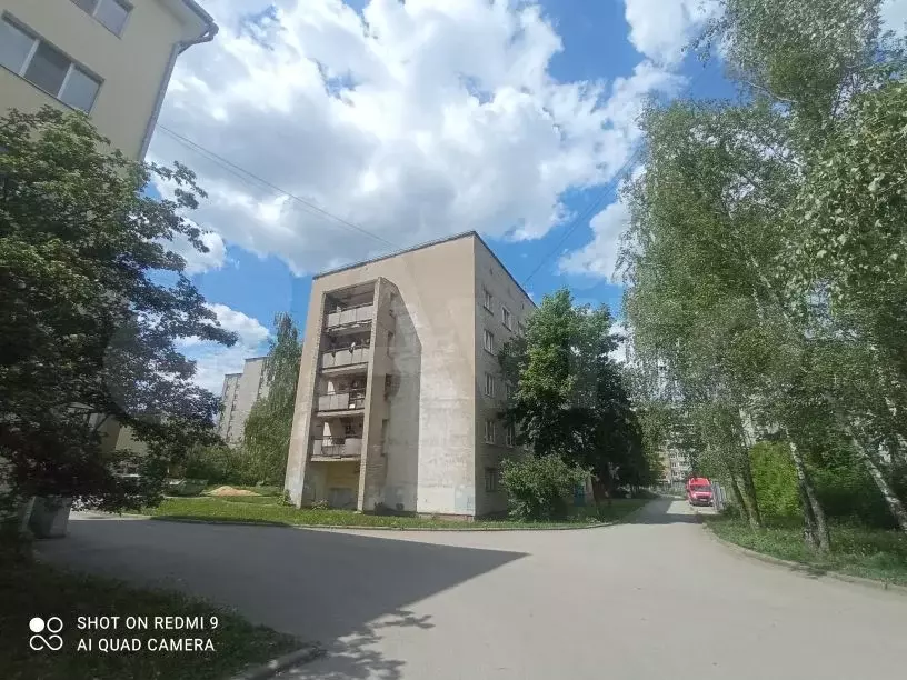 Комната 12,8 м в 8-к., 5/5 эт. - Фото 1