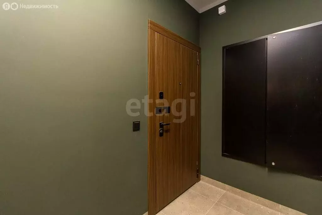 2-комнатная квартира: Тюмень, улица Игоря Комиссарова, 13 (57.3 м) - Фото 1