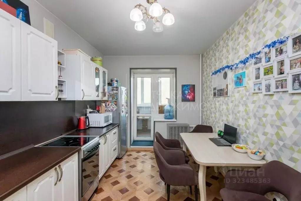 2-к кв. Тюменская область, Тюмень Широтная ул., 158 (60.3 м) - Фото 1