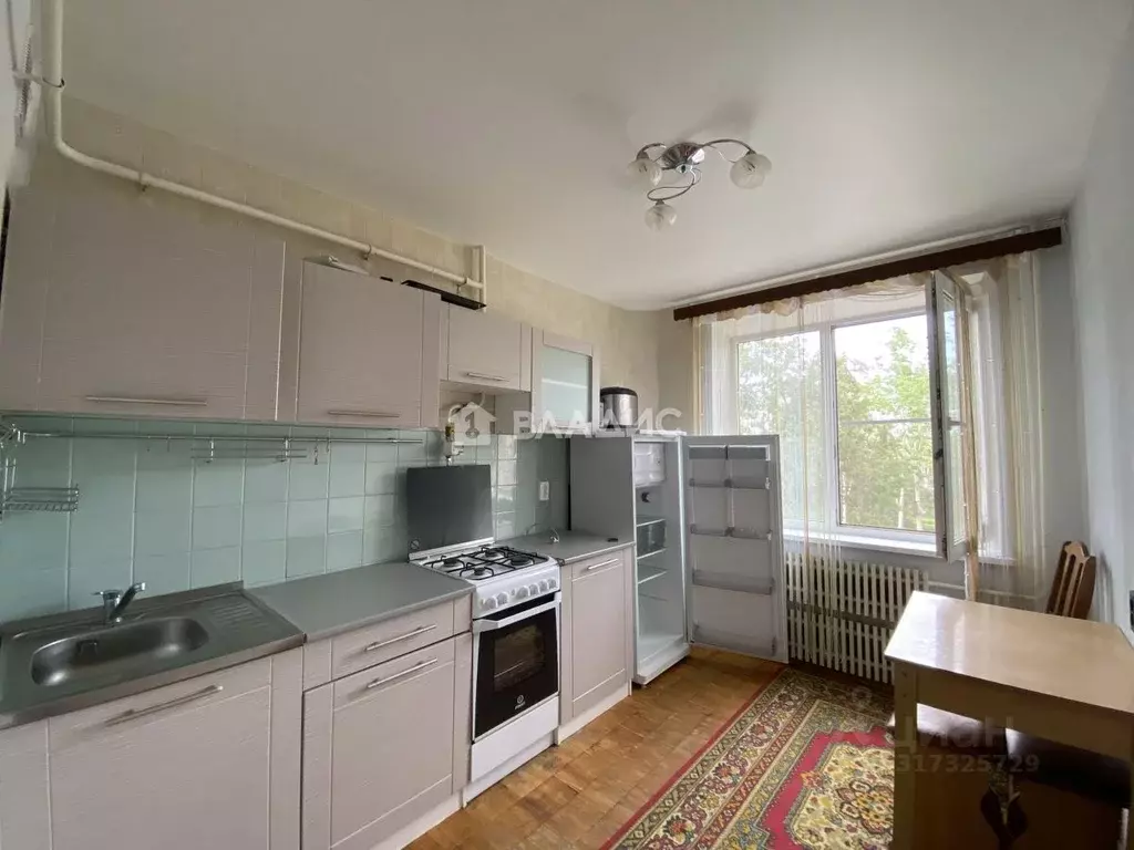 2-к кв. Волгоградская область, Волгоград ул. 8-й Воздушной Армии, 35 ... - Фото 1