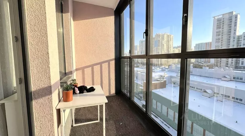 Студия Санкт-Петербург аллея Арцеуловская, 19 (28.0 м) - Фото 1