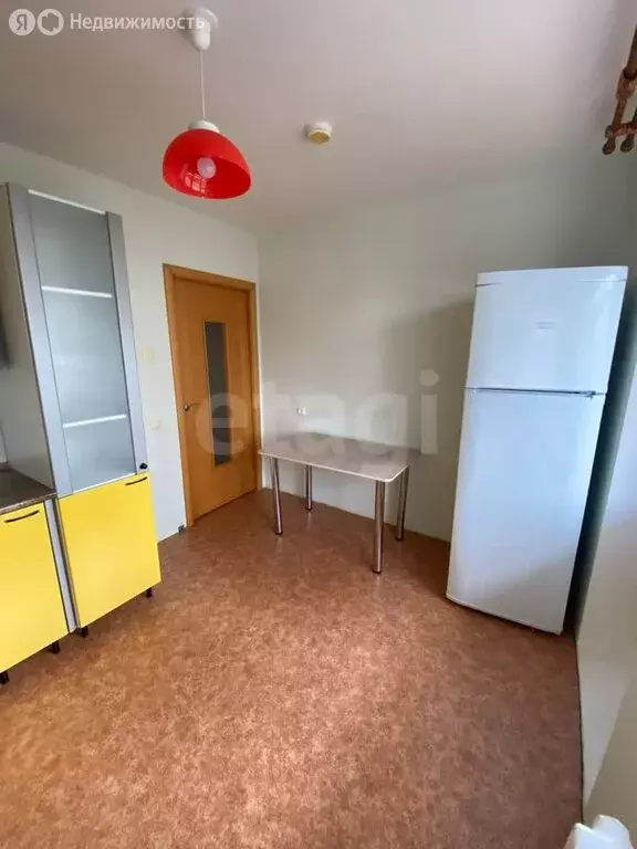 2-комнатная квартира: Тюмень, улица Пермякова, 68 (62.1 м) - Фото 1