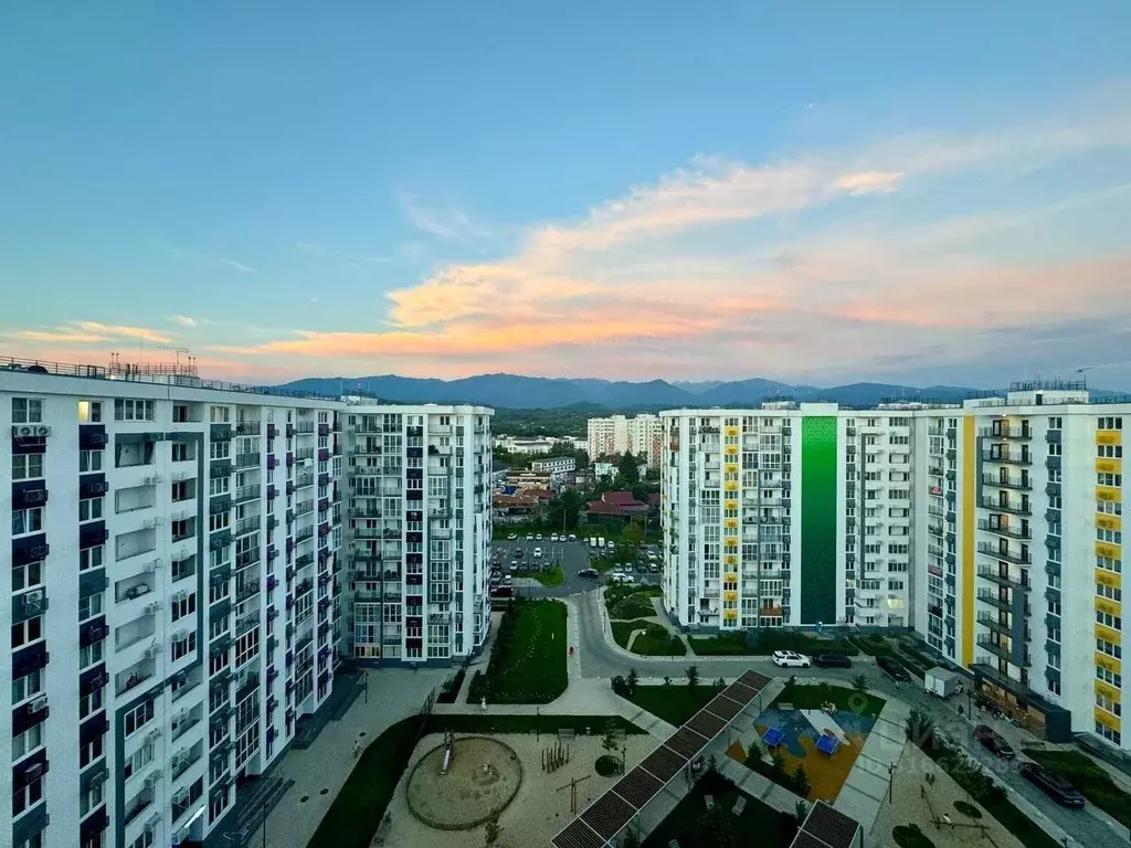 3-к кв. Краснодарский край, Сириус пгт ул. Акаций, 34к6 (74.9 м) - Фото 0