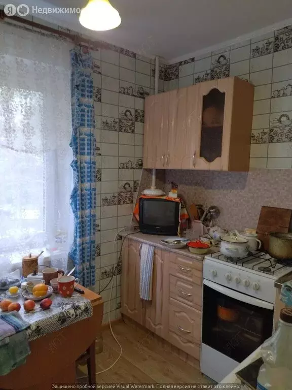 3-комнатная квартира: Губаха, улица Суворова, 58 (50.4 м) - Фото 1